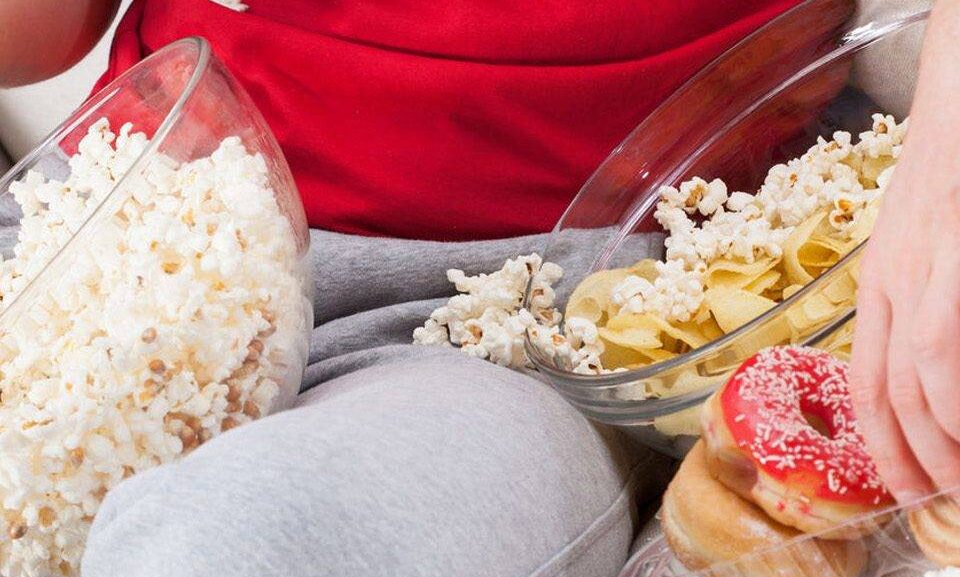 junk-food-and-hormone-connection-960x600-1